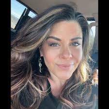 Amanda Raba's Instagram, Twitter & Facebook