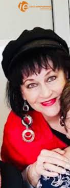 Lindy Lou & The Damo