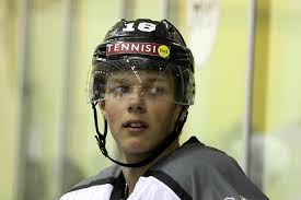 Нападающий Иван Степанов вернулся из ХК «Рубин» в родные пенаты