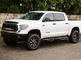 By the japanese manufacturer we installed nfab epyx steps and an undercover armorflex tonneau cover on this 2019 toyota this beautiful white 2019 toyota tundra crewmax got a full retraxone xr series retractable tonneau. Pin On White Lightning