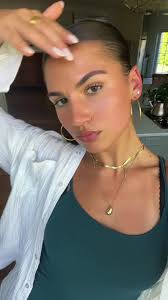 Regreso a la Universidad como Alumni de Olivia Dabney