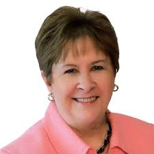 A shout out to Sara Moret (yes, my talented daughter-in-law) for her  well-deserved AI recognition. She is nailing it!