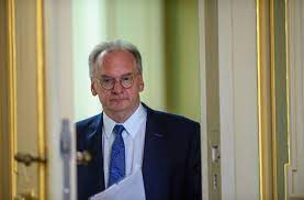 Als ministerpräsident dieses schönen landes begrüße ich sie auf der homepage der landesregierung ihr. Sachsen Anhalt Ministerprasident Haseloff Tritt Wieder An Politik Stuttgarter Zeitung