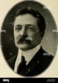 Samuel Riggs's Instagram, Twitter & Facebook