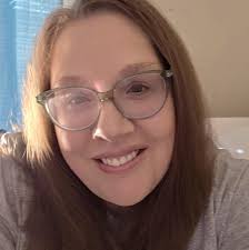 Does anyone know of a local dentist that will pull teeth and do dentures  that take Maine care