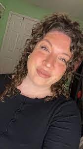 Lindsay Anastasia's Instagram, Twitter & Facebook