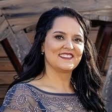 Amanda Mathews's Instagram, Twitter & Facebook