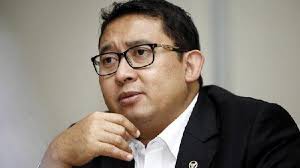 Fadli zon, s.s., m.sc., gelar datuak bijo dirajo nan kuniang (lahir di jakarta, indonesia, 1 juni 1971; Fadli Zon Saya Mohon Maaf Karena Tak Berdaya Cegah Pengesahan Uu Ciptaker Nusa Daily