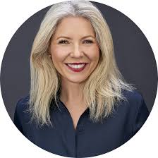 Vicki Lawler's Instagram, Twitter & Facebook