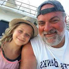 Created For God's Mission: Fashioning a Great Commission Church for a 21st  Century World: Clarke, Dr Holt A: 9781420876543: Amazon.com: Books