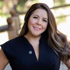 Amy Dhillon's Instagram, Twitter & Facebook