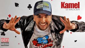 L'autre était un bohême fort quelconque, qui m'en mettait plein la vue pour des raisons tout à fait opposées à celles qui me. Kamel Le Magicien Va Vous En Mettre Plein La Vue Defimedia