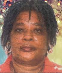 Evette L. Huggins Gardener Dies at 62