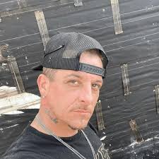 Waffle House reopens after mass shooting, giving 100 percent of sales to  victims' families