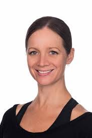 Julia Pritchett's Instagram, Twitter & Facebook