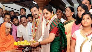 He had to quit barely a. Varuna Bjp Likely Candidate B Y Vijayendra Visits Hill Temple Star Of Mysore