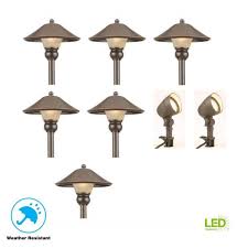 Hampton Bay Low Voltage Bronze Outdoor Integrated Led Landscape Path Light And Flood Light Kit 8 Pack Iwv6628l The Home Depot