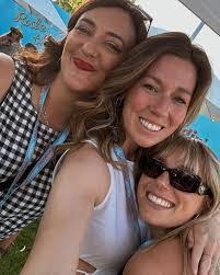 Stella Barry's Instagram, Twitter & Facebook