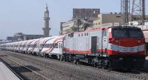 أثناء مسير قطار ١٥٧ مميز الاقصر الاسكندرية ما بين محطتي المراغة وطهطا تم فتح بلف الخطر لبعض العربات بمعرفة مجهولين، وعليه توقف القطار، وفي هذه الاثناء وفي تمام الساعة ١١:٤٢ تجاوز قطار ٢٠١١ مكيف اسوان القاهرة سيمافور ٧٠٩ واصطدم بموخرة اخر عربة بقطار ١٥٧ مما. Ù…ØµØ±Ø¹ Ø´Ø§Ø¨ ØªØ­Øª Ø¹Ø¬Ù„Ø§Øª Ù‚Ø·Ø§Ø± Ø§Ù„ØµØ¹ÙŠØ¯ Ø¨Ù‚Ù†Ø§ Ø§Ù„Ù…Ø­Ø§ÙØ¸Ø§Øª Ø§Ù„ÙˆØ·Ù†