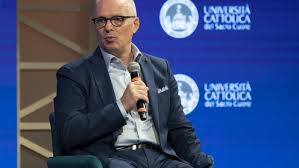 È necessario un lockdown totale. Covid Ricciardi Chiedero Lockdown Totale In Tutta Italia Ottopagine It Italia