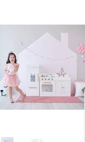 White sapphires and moissanites exhibit unique sparkle and scintillation. Teamson Kids Children Child Little Chef Paris Modern Play Wooden Pretend Kitchen Sink Oven Fridge Freezer Refrigerator White Rose Gold Toys Games Others On Carousell