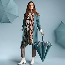 Renkli Lc Waikiki Kabanlar Ile Haftanin Her Gunu Sicacik Kalin Modaseninsecimin Lcwaikiki Tarz Moda Moda Stil