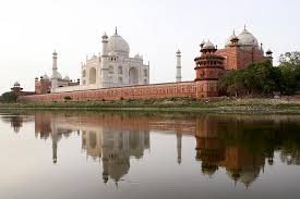 Akash's presentation of the taj mahal and related buildings in agra was very well structured with excellent photographs. The Taj Mahal Article India Khan Academy