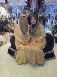 Dks global consultant sdn bhd. D Haja Exclusive Pengasas D Haja Pn Ija Bersama Ibu Mertua Irma Hasmie Nice Kan Tudung Yg Digayakan Pn Ija Yg Akan Berada Dipasaran Pd Bulan Ramadhan Niee Facebook