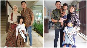 Baju wisuda anak tk menjelang kelulusan siswa, mulai dari tingkat paud sampai sma, pihak sekolah biasanya sudah mulai mempersiapkan kebutuhan untuk acara wisuda di sekolahnya. Baru Lulus Tk Ini Potret Menggemaskan 5 Anak Artis Saat Wisuda Orami