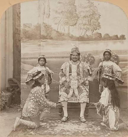 Bombay's Parsi theatre history and development