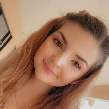 Alicia Dudley's Instagram, Twitter & Facebook