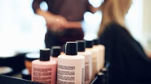 The dyes with harmful chemicals are pretty much no longer sold due to regulations. Is It Safe To Dye My Hair While Pregnant Mom Com