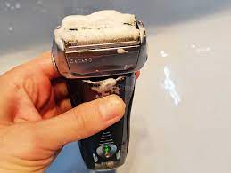 You want a strong force of water in order to remove the hair and cream from the razor blade. How To Clean An Electric Shaver The Right Way Quickly And Efficiently Shavercheck