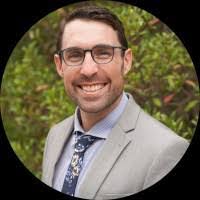 Justin Elms's Instagram, Twitter & Facebook