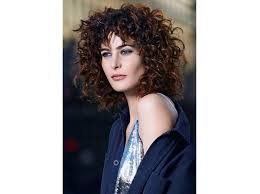 Corti o lunghi provate queste bellissime acconciature di capelli mossi. Capelli Tagli Medi Lunghi E Corti E Le Tendenze Per Primavera Estate 2018