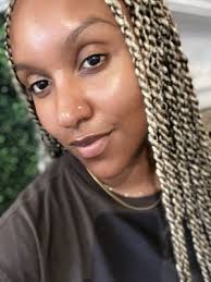 Bold Skin Babe, 8 City Hall Sq, Boston, MA 02201, US