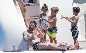 Thiago messi (born november 2, 2012) is famous for being family member. Thiago Messi And Benjamin Suarez Are Like Their Fathers