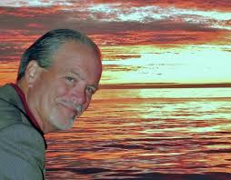 Renee interviews author Robert Macomber