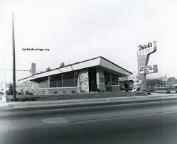 Frischs Big Boy Memorial Dr Lancaster Ohio Roosters Is Located Currently Lancaster Ohio Ohio History Ohio