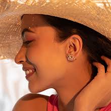 MELORRA 18 KT Zebra Debra Diamond Necklace Yellow Gold : Amazon.in: Fashion