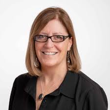 Amy Pender's Instagram, Twitter & Facebook