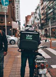 アウトドアブロガーが話題のuber eats配達員で稼げるか 初めてから慣れるまでのレビュー感想 しょしょブログ 配達員 お弁当 配達 ネオンデザイン
