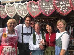 Many insiders quietly admit to preferring ms baerbock, but mr habeck's charisma and profile make him the favourite. Breitreifen On Twitter Ja Die Grunen Sind Lieber In Der Turkei Bei Den Gezi Protesten Oder Auf Den Wiesn Saufen Als Auf Dem Hambacherforst Wo Journalisten Sterben Und Die Polizei Umweltschutzer Verprugelt