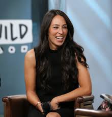 She heard his voice clearly stating a promise of taking magnolia further that she could have her lovely and encouraging husband and her strong faith are the main secret ingredients for joanna gaines' success. Joanna Gaines Returns To Tv For The First Time After Fixer Upper Ended