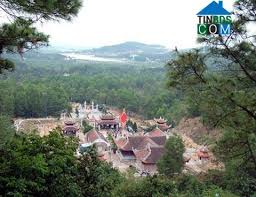 Phim thưở xưa có ngọn núi linh kiếm được chuyển thể từ tiểu thuyết võ hiệp cùng tên. PhÆ°á»ng Cá»™ng Hoa Thá»‹ Xa Chi Linh Tá»‰nh Háº£i DÆ°Æ¡ng