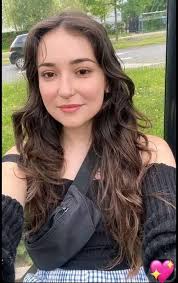 I'm thinking of cutting my hair what do you think ?😔