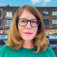 Bonnie Bowes's Instagram, Twitter & Facebook