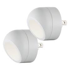 Energizer Plug In Light Sensing Rotating Led Night Light 2 Pack