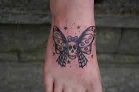 We're speaking of the ubiquitous skull tattoo, which takes many shapes and forms. Butterfly Skull Tattoo Tattoo Lovers