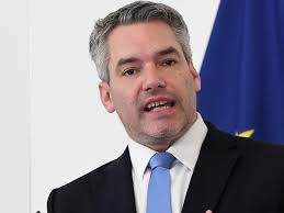 Vor 2 tagen · karl nehammer besitzt einen bayerischen gebirgsschweißhund namens fanny. Karl Nehammer Kinder Von Innenminister Bedroht